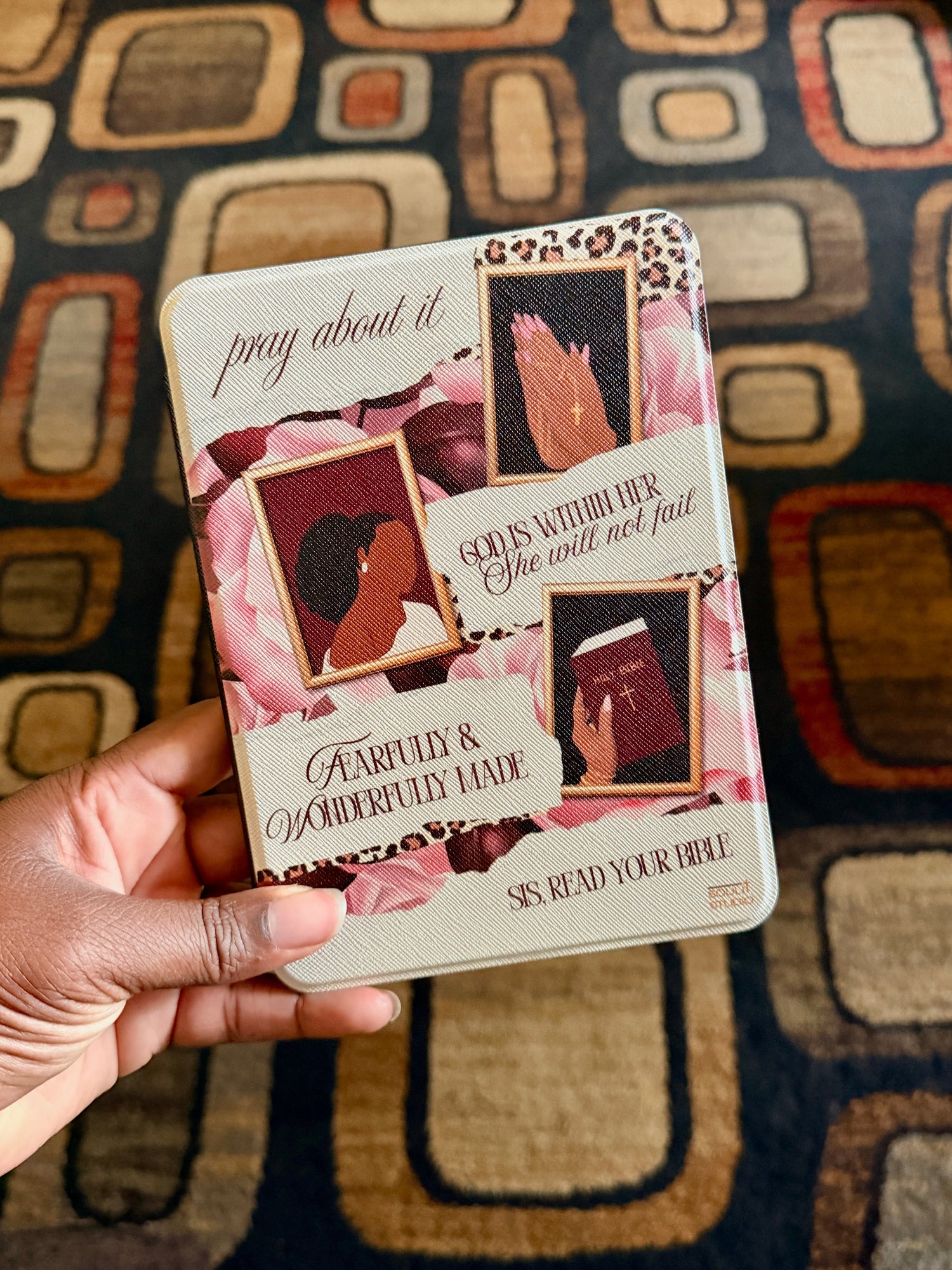 Sis, Read Your Bible | Christian Kindle Case